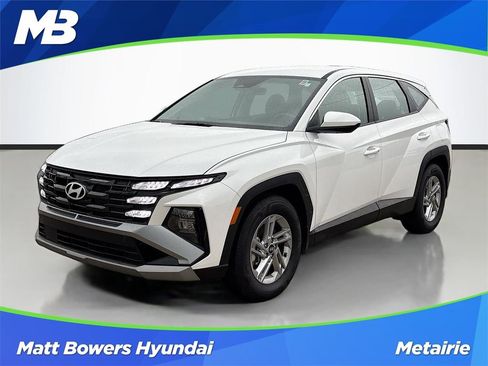 Certified 2026 Hyundai Tucson SE FWD image 1