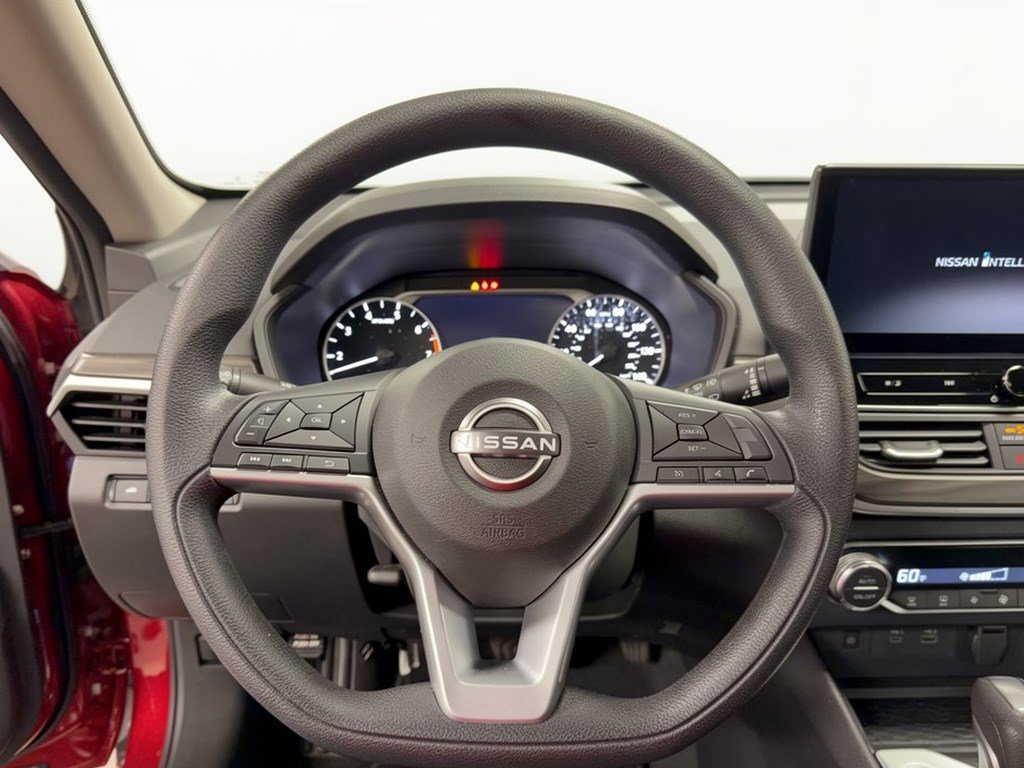 Used 2025 Nissan Altima 2.5 SV w/ SV Special Edition Package FWD image 10