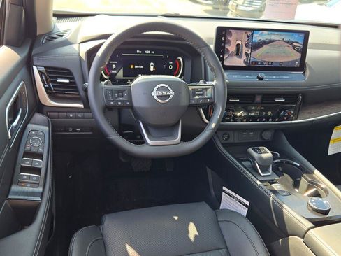 New 2026 Nissan Rogue Platinum w/ Platinum Premium Package AWD/4WD image 10