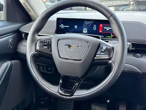 Certified 2025 Ford Mustang Mach-E Select image 24