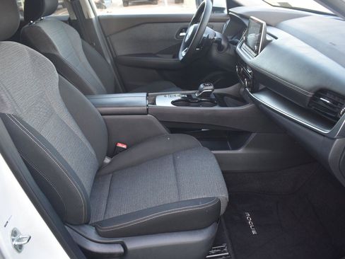 Used 2023 Nissan Rogue SV FWD image 61
