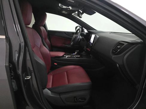 Used 2023 Lexus NX 250 FWD w/ Towing Package (2000 Lbs) image 9