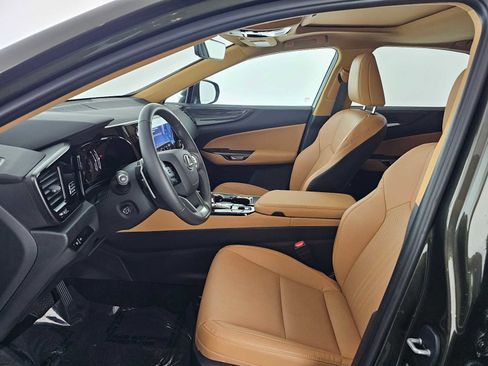 Certified 2025 Lexus NX 250 FWD w/ Premium Package image 20