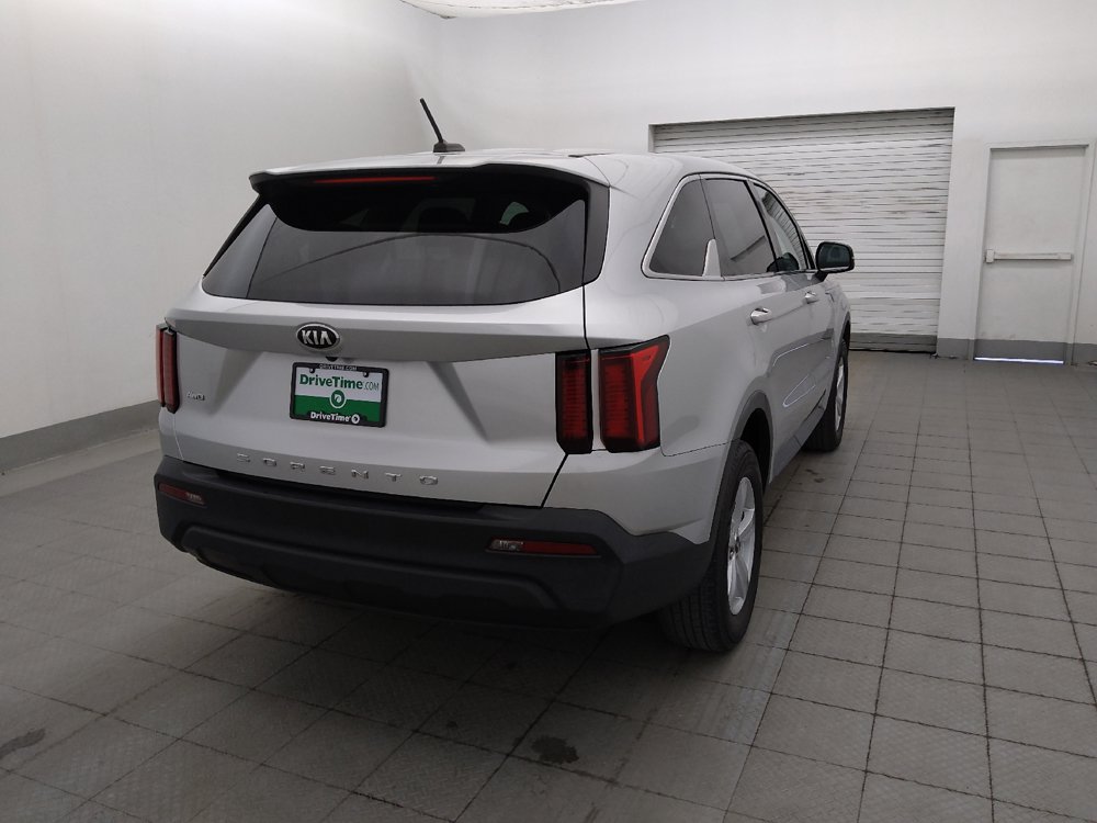 Used 2021 Kia Sorento LX AWD/4WD image 9