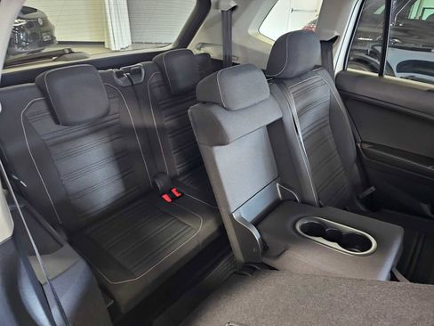 Used 2022 Volkswagen Tiguan S image 13