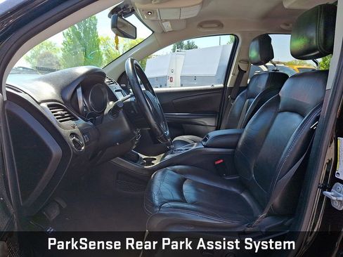 Used 2018 Dodge Journey Crossroad w/ Driver Convenience Group FWD image 15