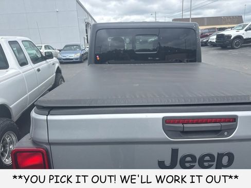 Used 2020 Jeep Gladiator Sport w/ Quick Order Package 24S AWD/4WD image 8