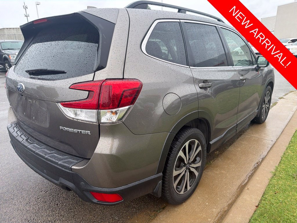 Used 2020 Subaru Forester Limited w/ Popular Package #3 AWD/4WD image 4