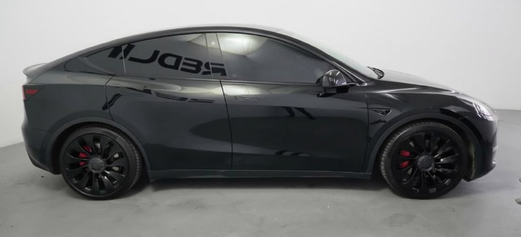 Used 2022 Tesla Model Y Performance AWD/4WD image 5