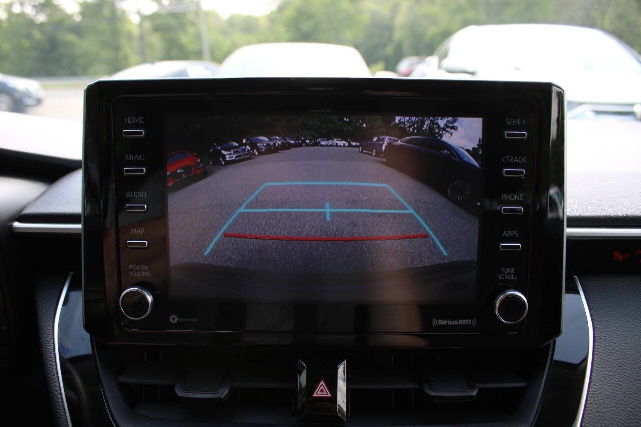 Used 2021 Toyota Corolla LE FWD image 30