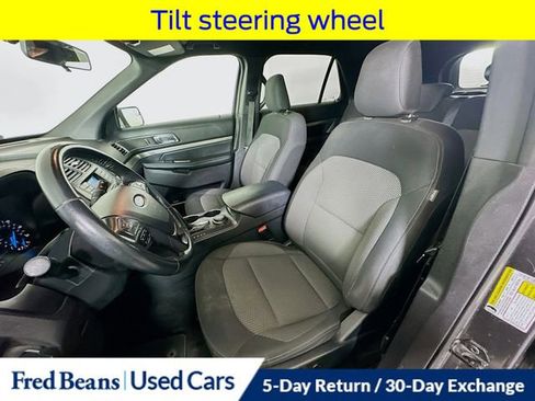 Used 2019 Ford Explorer XLT w/ Class III Trailer Tow Package image 23