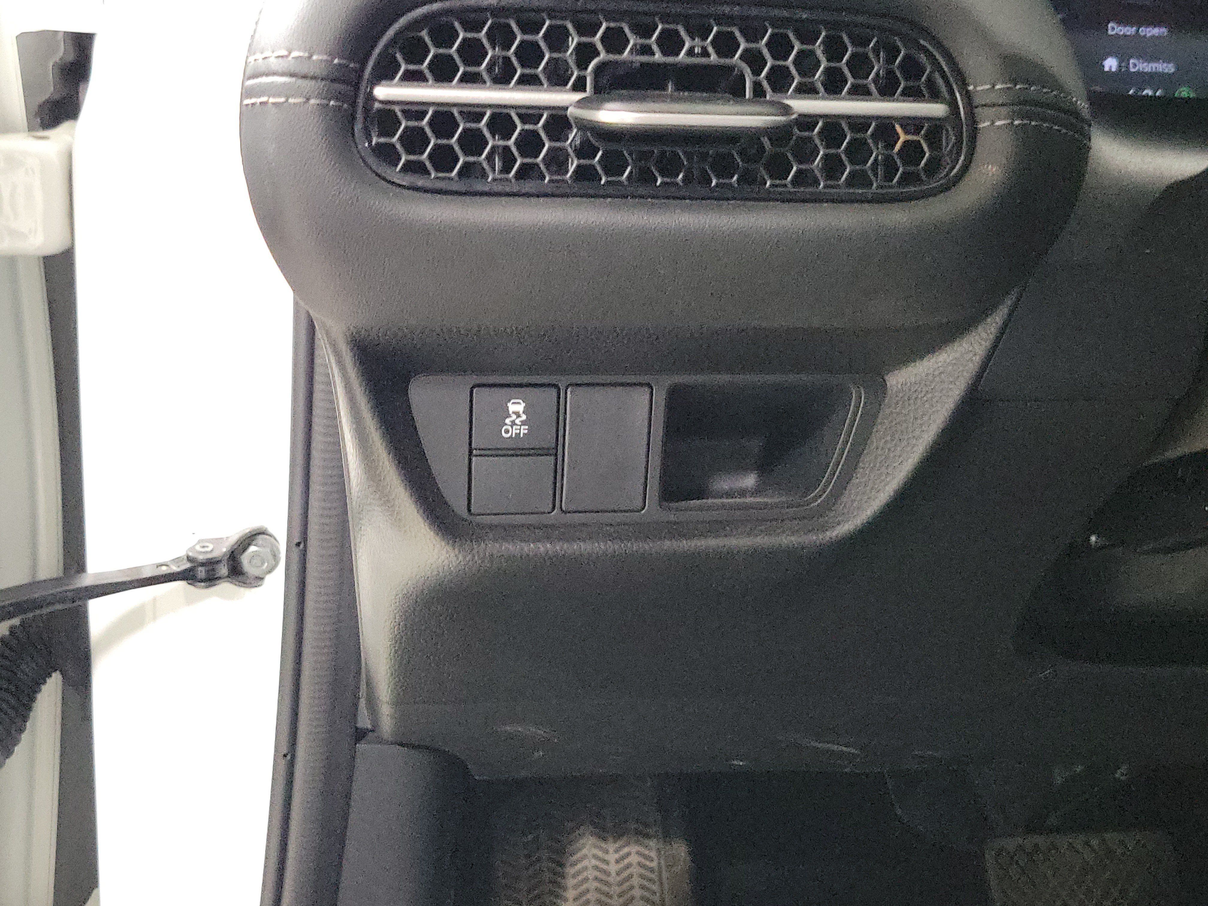 Certified 2024 Honda HR-V EX-L image 18