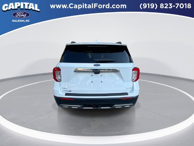Used 2020 Ford Explorer XLT w/ Equipment Group 202A AWD/4WD image 7