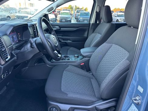 New 2025 Ford Ranger XLT w/ Black Appearance Package image 9