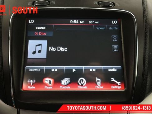 Used 2019 Dodge Journey SE FWD image 18
