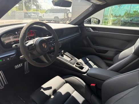 Used 2025 Porsche 911 Carrera S RWD image 6