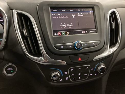 Used 2020 Chevrolet Equinox LT AWD/4WD image 12