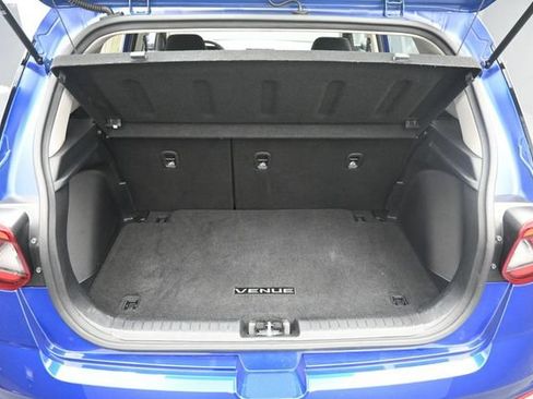 Used 2023 Hyundai Venue SEL FWD image 23