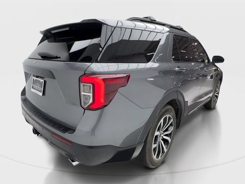 Used 2023 Ford Explorer ST-Line w/ Class IV Trailer Tow Package RWD image 7