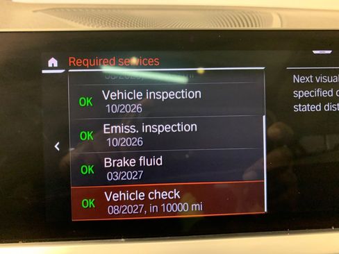 Used 2022 BMW 330i xDrive Sedan w/ M Sport Package image 29