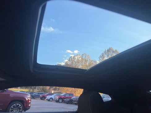 Used 2020 Chevrolet Camaro SS image 29