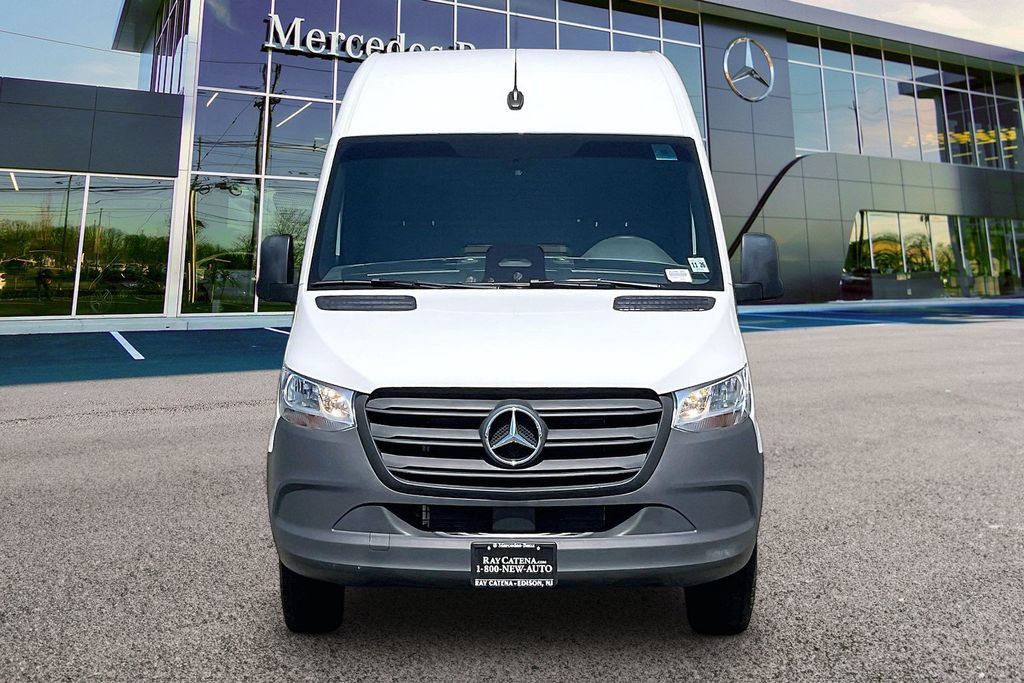 Used 2026 Mercedes-Benz Sprinter 3500 image 3