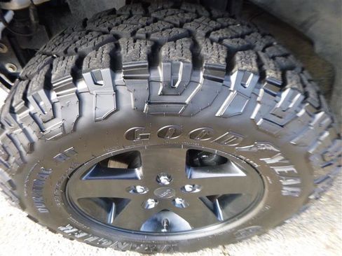 Used 2012 Jeep Wrangler Call of Duty image 28