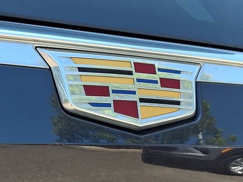 Used 2023 Cadillac Escalade ESV Premium Luxury AWD/4WD image 30