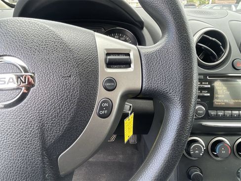 Used 2015 Nissan Rogue S w/ Convenience Package image 17