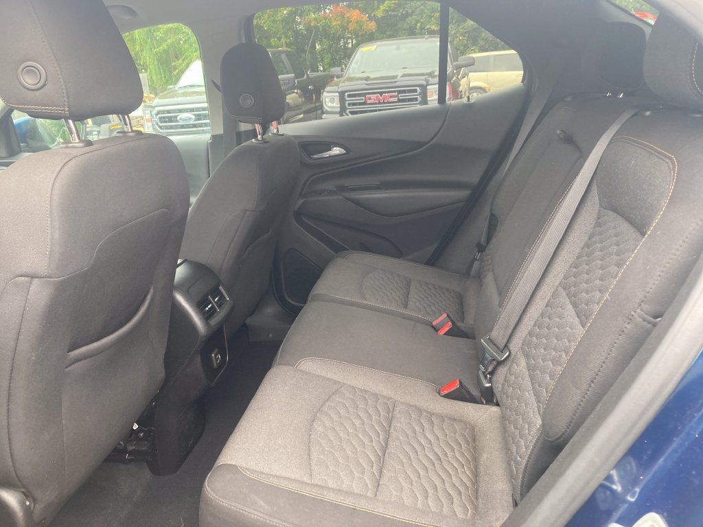 Used 2021 Chevrolet Equinox LT AWD/4WD image 32