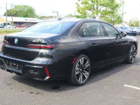 New 2026 BMW i7 xDrive60 AWD/4WD image 10