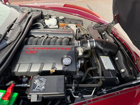 Used 2006 Chevrolet Corvette Coupe 2D w/ Preferred Equipment Group image 25