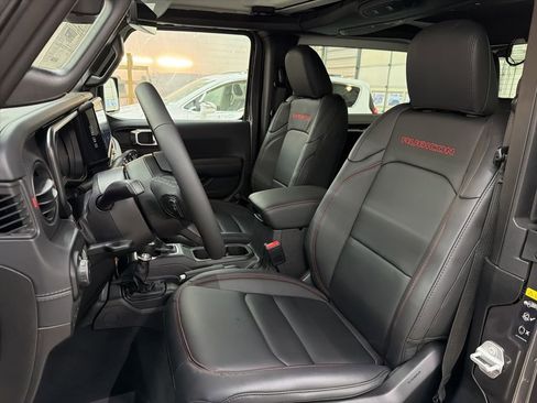 New 2026 Jeep Wrangler Rubicon image 24