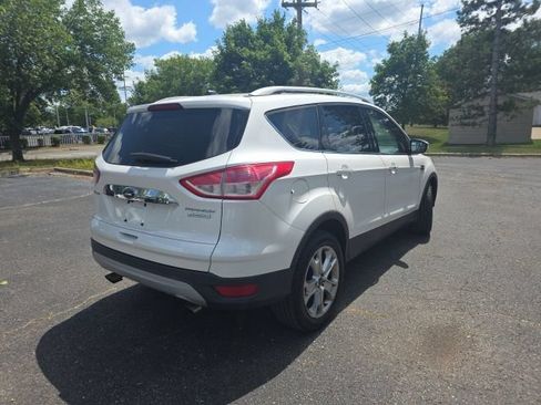 Used 2015 Ford Escape Titanium FWD image 8
