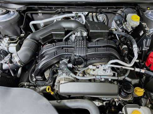 Used 2025 Subaru Outback Premium image 27