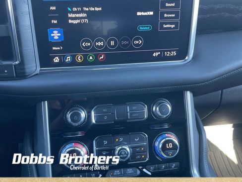 Used 2021 GMC Yukon Denali w/ Denali Premium Package image 13