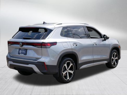 Certified 2025 Volkswagen Tiguan SE AWD/4WD image 7