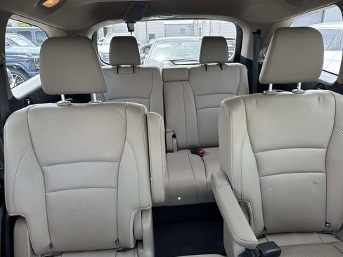 Used 2019 Honda Pilot Elite image 9