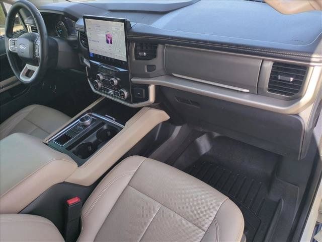 Used 2022 Ford Expedition Max XLT RWD image 22