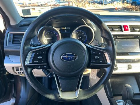 Used 2019 Subaru Outback 2.5i image 10