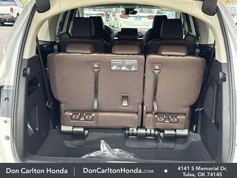 New 2026 Honda Odyssey Touring image 8