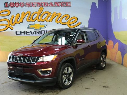 Used 2021 Jeep Compass Limited AWD/4WD image 2