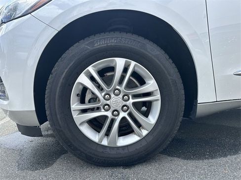 Used 2018 Buick Enclave Essence w/ Trailering Package image 11