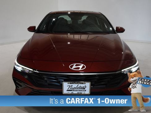 Used 2025 Hyundai Elantra SEL FWD image 3