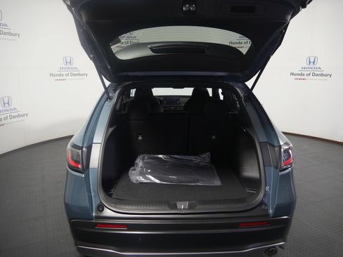 Used 2024 Honda HR-V Sport image 5