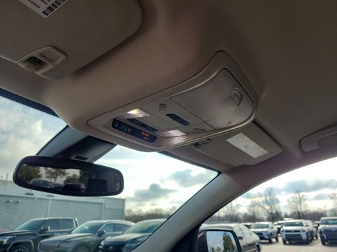 Used 2020 GMC Acadia Denali image 30