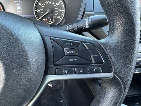 Used 2023 Nissan Altima 2.5 SV image 23