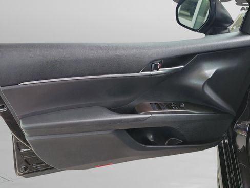 Certified 2024 Toyota Camry SE image 4