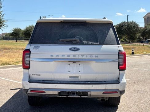 Used 2024 Ford Expedition Limited AWD/4WD image 5