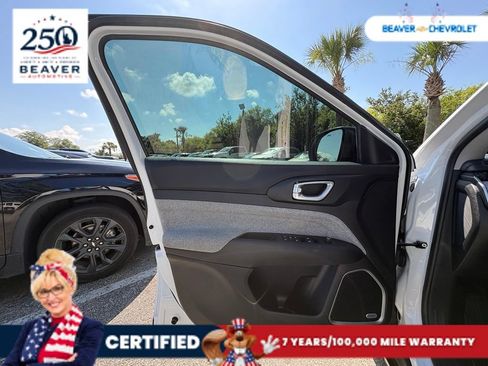 Used 2022 Jeep Compass Latitude w/ Sun and Sound Group AWD/4WD image 28